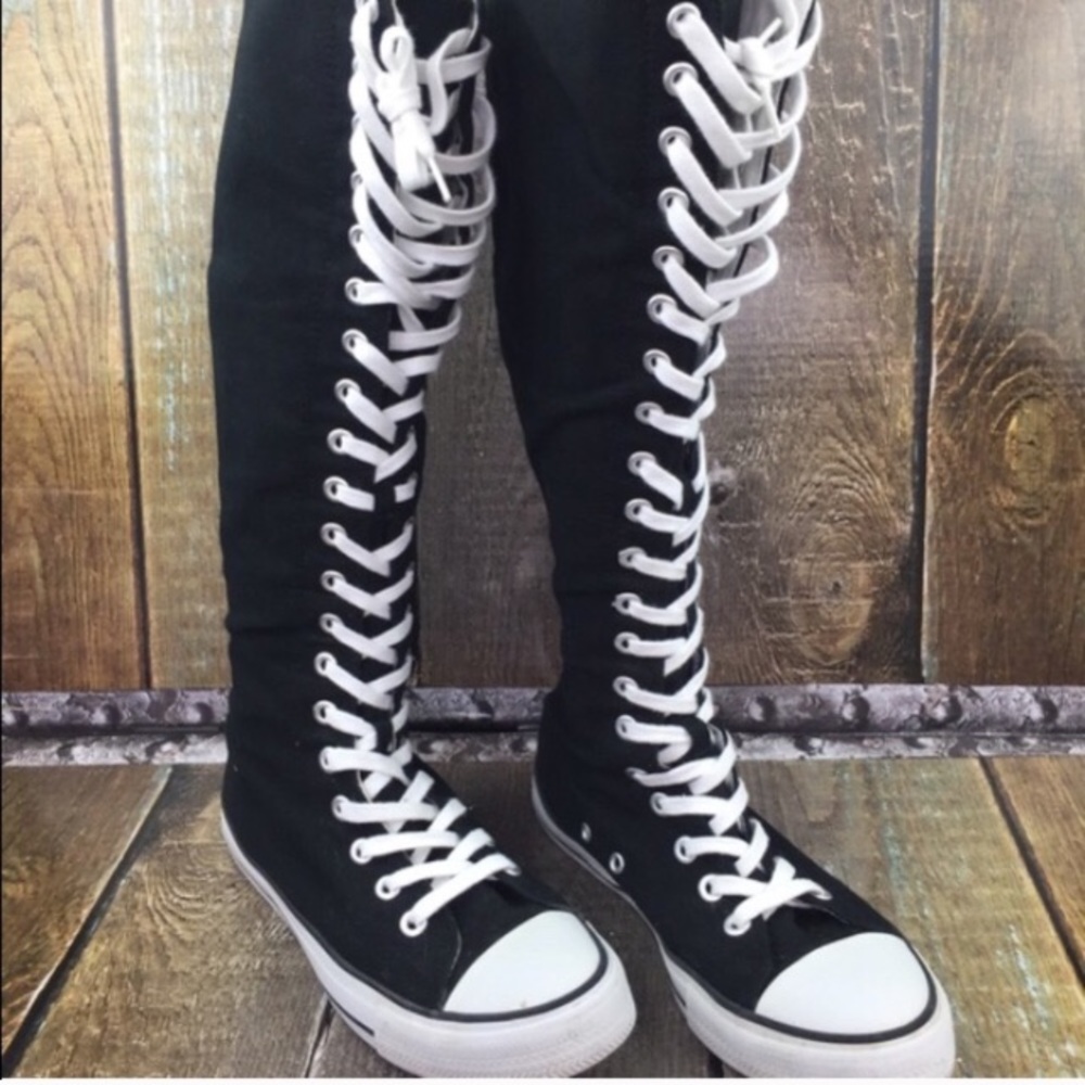 💥Converse-like Knee High Sneaker Shoes💥